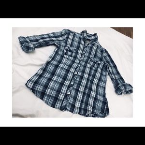 Blue plaid button up!🦋